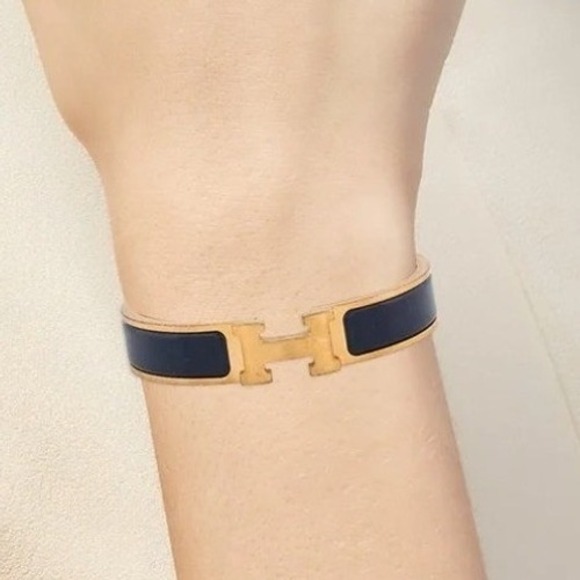 HERMES Clic H Enamel Bangle | Dark Blue 18K Gold-Plated | AUTHENTICATED - Picture 3 of 3